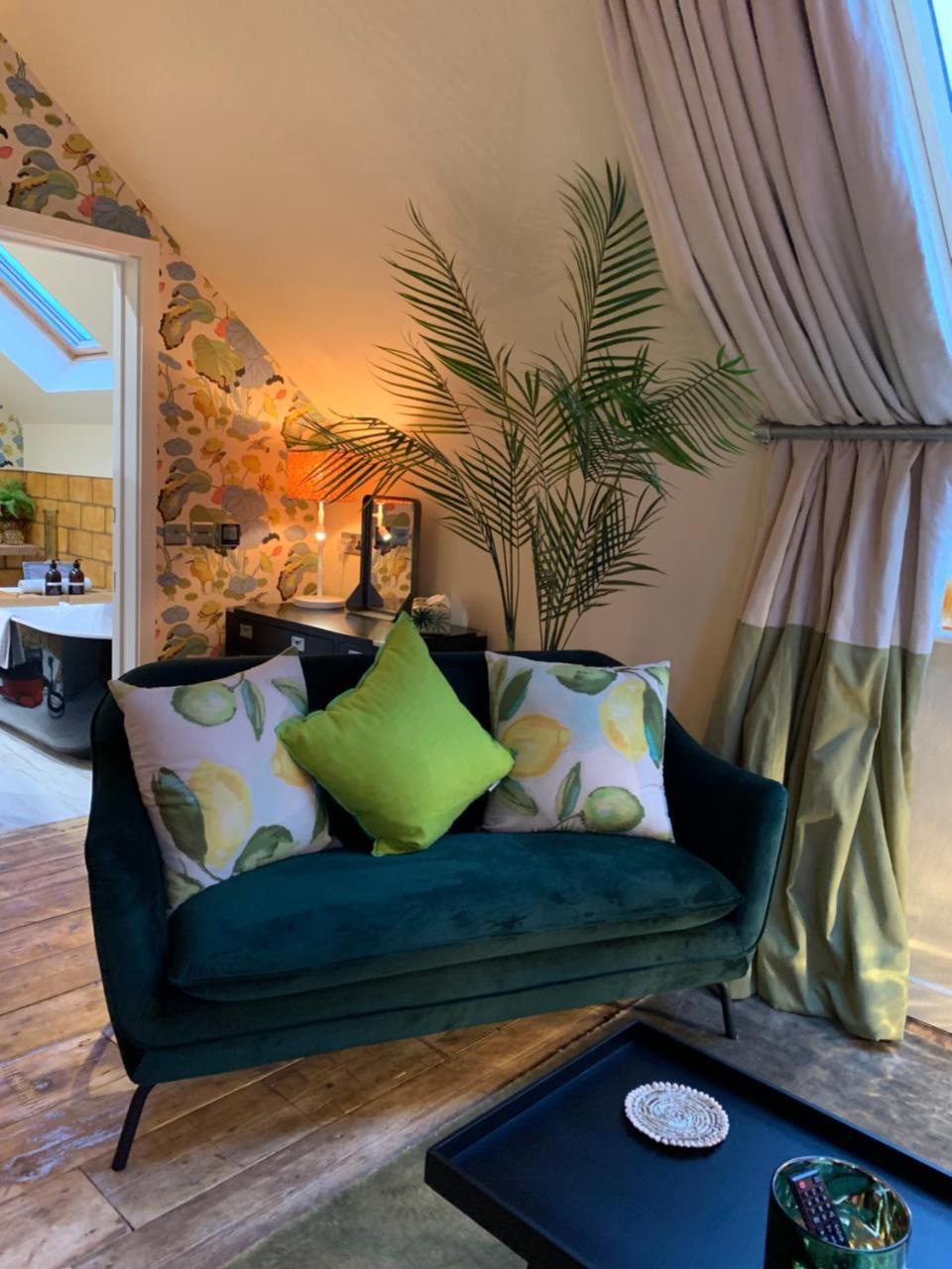 No33 Thornham Boutique Suites Bagian luar foto